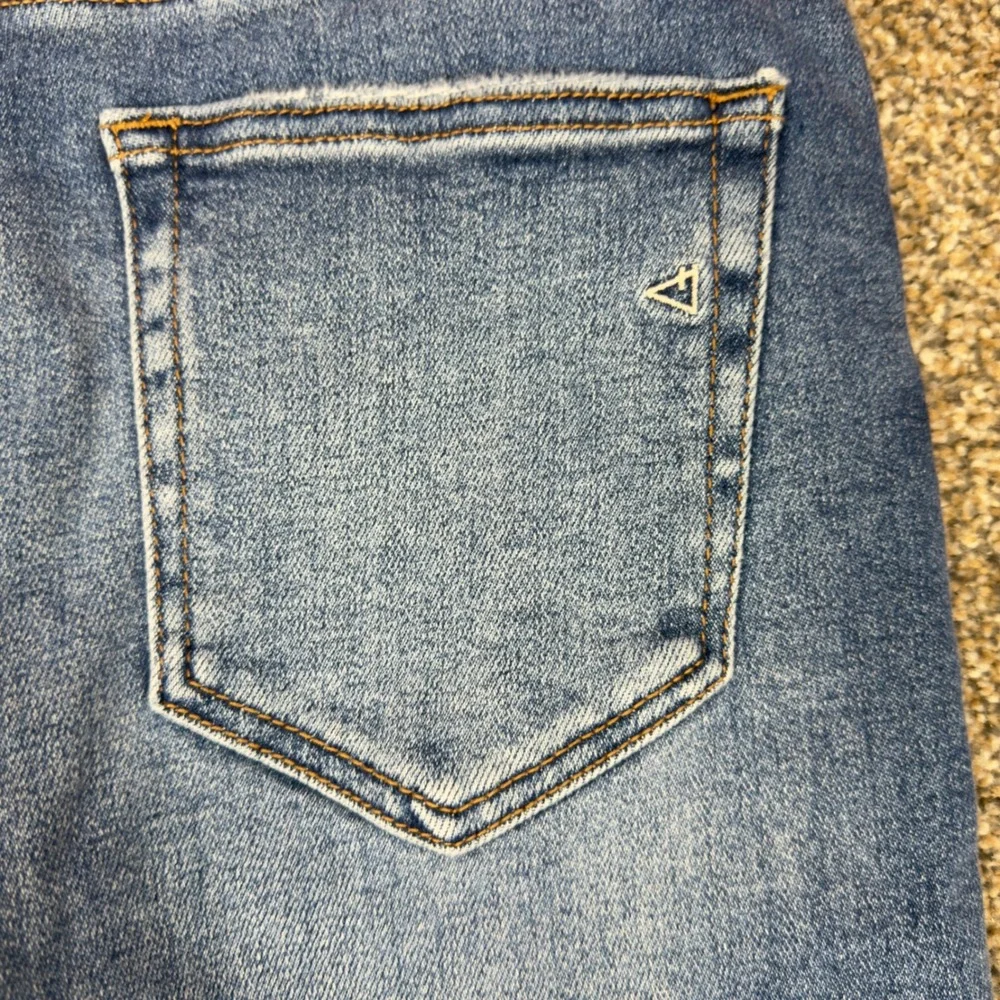 Hidden Jeans Los Angeles High Rise Straight Leg Raw Hem Blue Denim Size 27